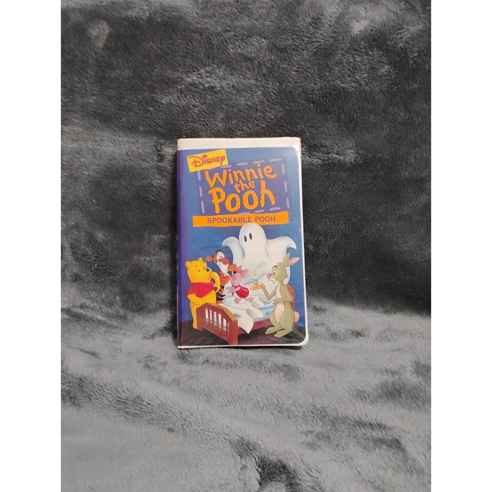 Winnie The Pooh Spookable Pooh‎ Vhs